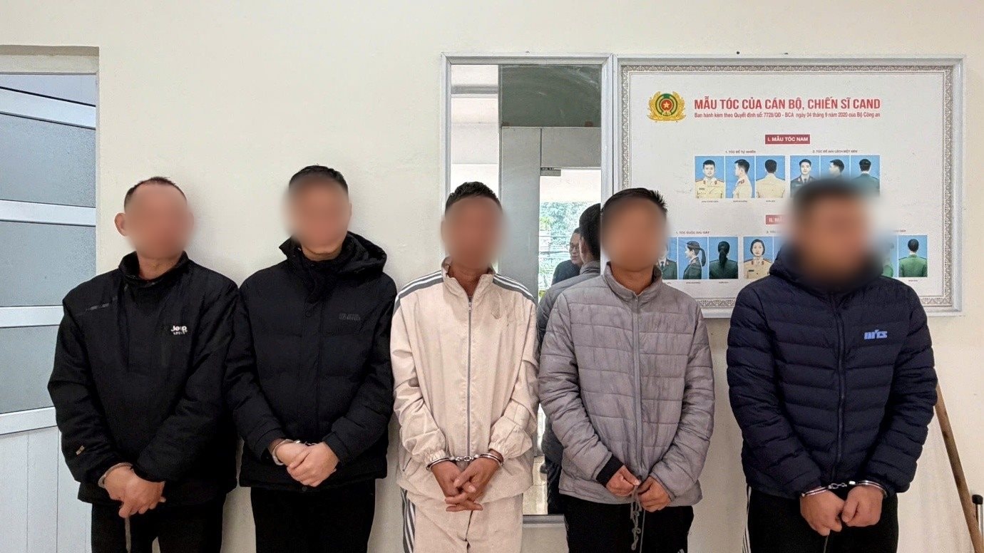 Quảng Ninh: Khởi tố 5 đối tượng tổ chức sử dụng ma túy tại quán karaoke